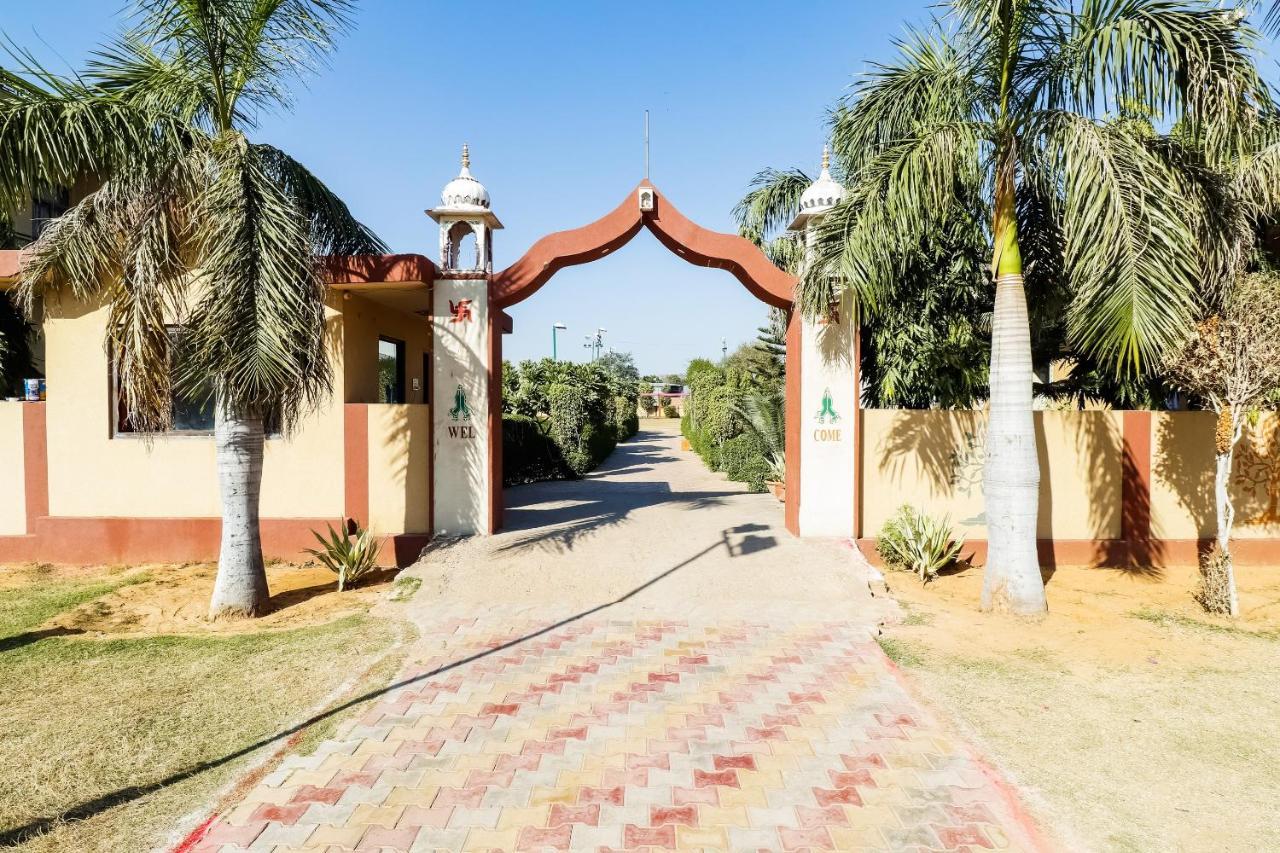 Spot On 68319 Hotel Nakhralo Rajasthan Resort Jaipur Eksteriør billede